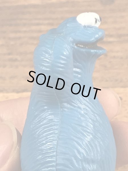 セサミストリートのクッキーモンスターのビンテージトコトコ人形