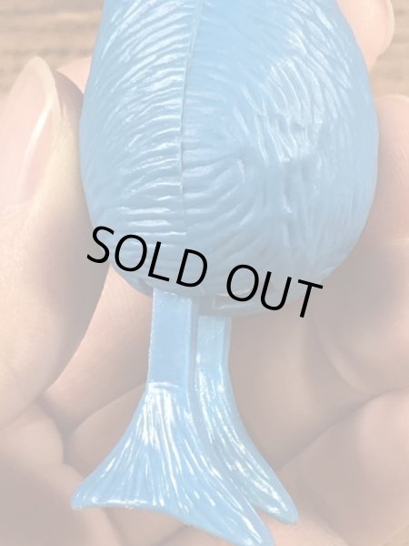 セサミストリートのクッキーモンスターのヴィンテージぜんまいフィギュア