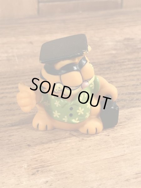 ガーフィールドの卒業生のビンテージソフビ人形