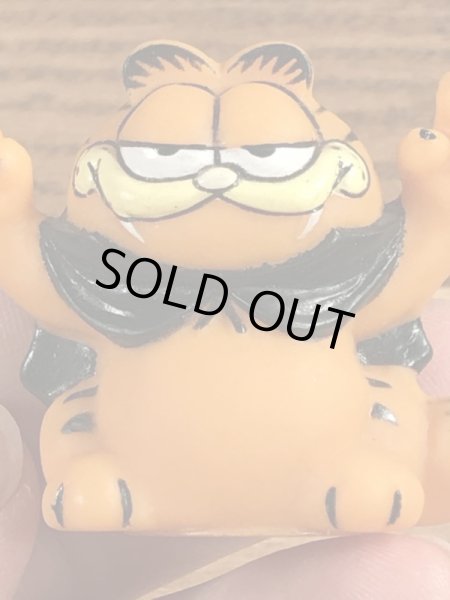 ガーフィールドのドラキュラのビンテージソフビ人形