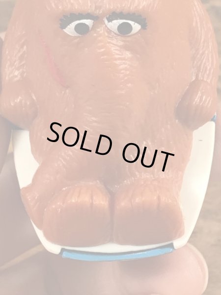 セサミストリートのスナッフィーのヴィンテージカートイ