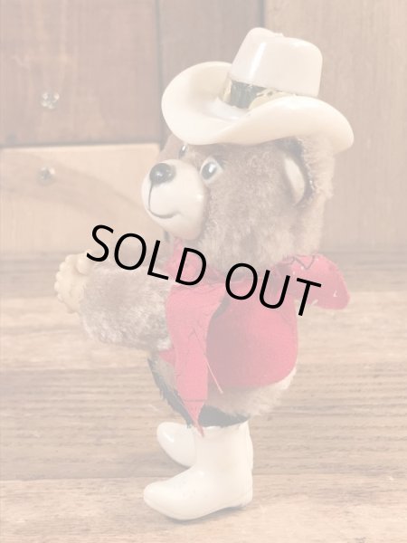 ウエスタンコスチュームのクマのヴィンテージクリップドール