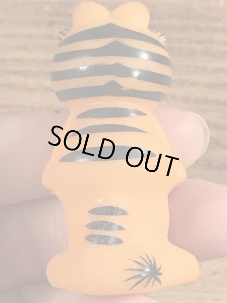 Dakin社製のガーフィールドのビンテージソフビ人形