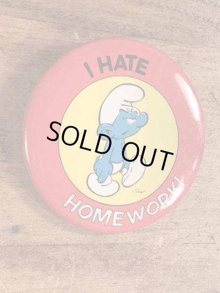スマーフのI Hate Homework!のメッセージが書かれたビンテージ缶バッジ