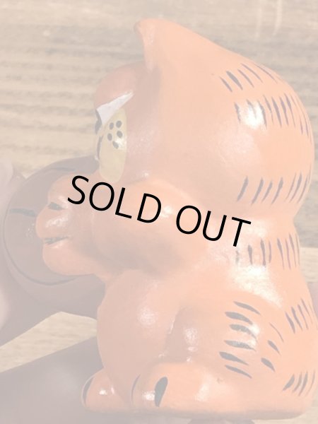 バスケットボールのガーフィールドのビンテージ陶器フィギュア