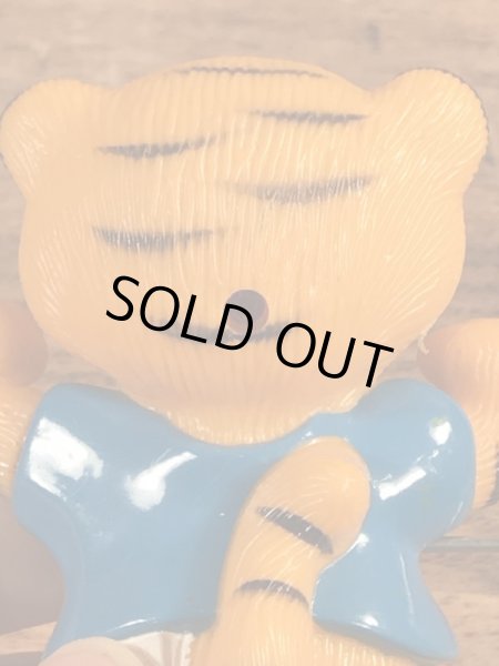 シャツテイルズのタイガーのヴィンテージゼンマイ式トイ