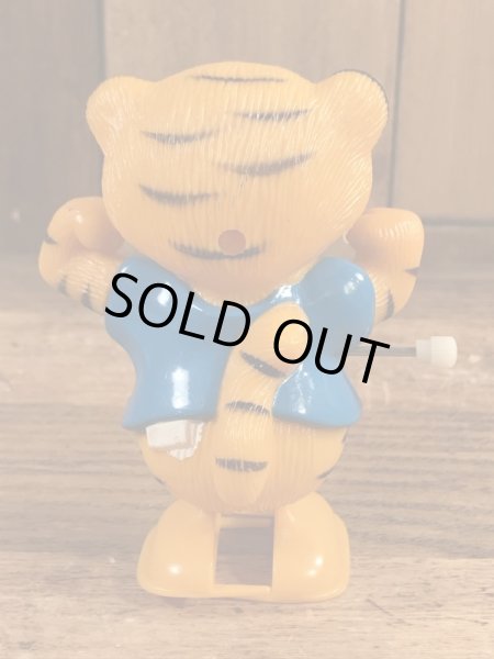 シャツテイルズのタイガーのヴィンテージゼンマイ式トイ