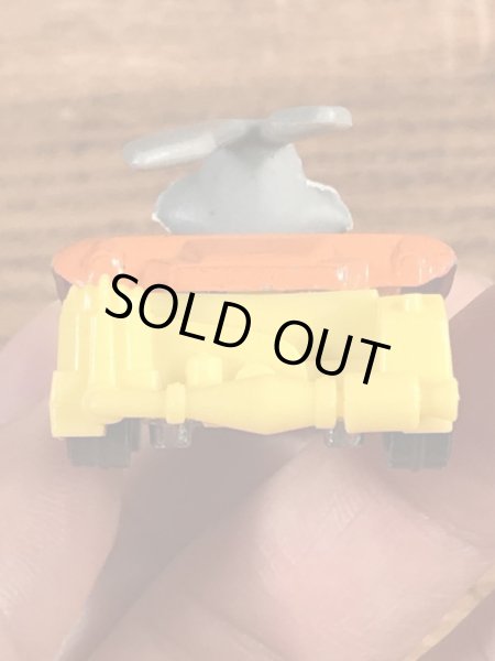 ルーニーテューンズのバッグスバニーのヴィンテージダイキャストミニカー