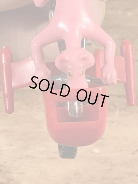 バイクに乗ったピンクパンサーのビンテージミニカー