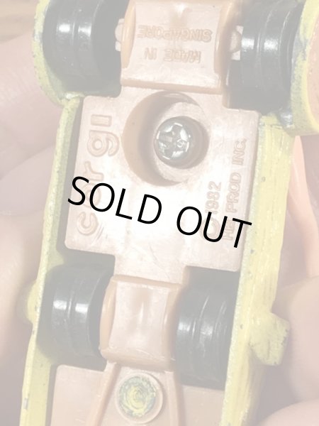 フリントストーンのウィルマのビンテージミニカー