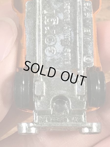 ルーニーテューンズのバッグスバニーのヴィンテージダイキャストミニカー