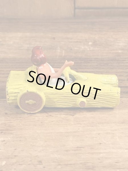 フリントストーンのウィルマのヴィンテージダイキャストミニカー