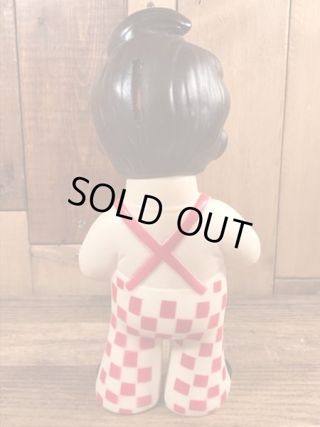 Big Boyの筆記体のヴィンテージコインバンク