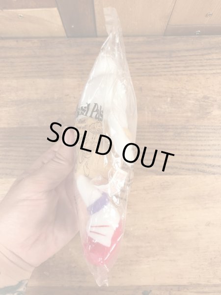 デイリークイーンのアイスクリームコーンのビンテージミニドール