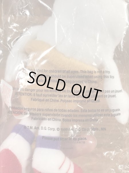 デイリークイーンのアイスクリームコーンのビンテージミニドール