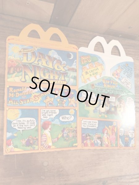 マクドナルドのDay & Nightのビンテージハッピーミールトイボックス