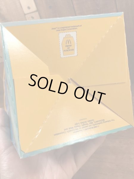 マクドナルドのマックトゥナイトのヴィンテージハッピーミールトイボックス