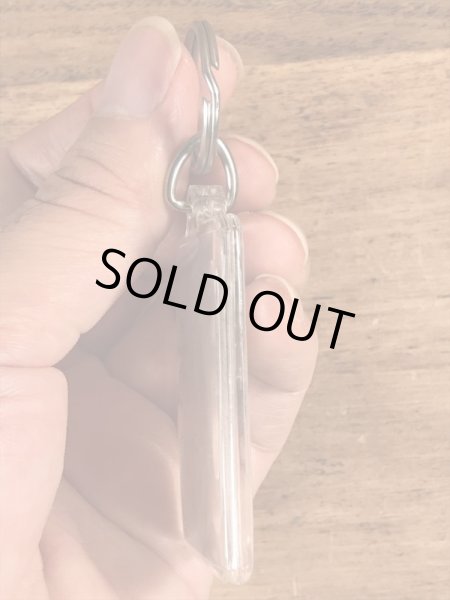 カリフォルニアレーズンズのサーファーのヴィンテージキーホルダー