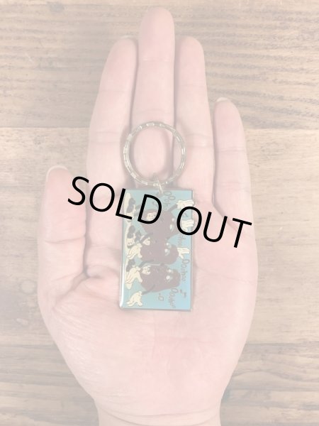 企業キャラクターのカリフォルニアレーズンズのヴィンテージキーホルダー