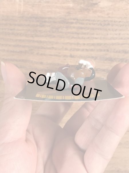 カリフォルニアレーズンズのPVCフィギュアのヴィンテージピンズ