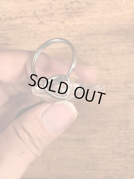 企業キャラクターのカリフォルニアレーズンのビンテージキーホルダー