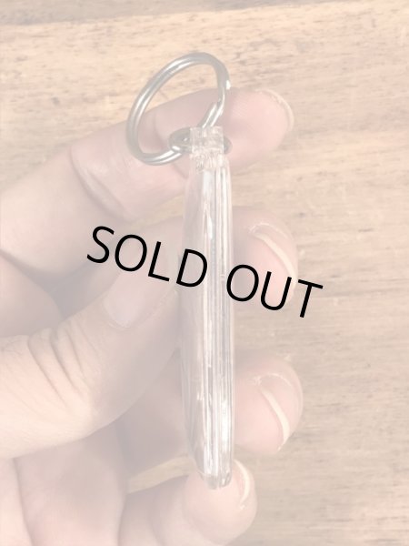 カリフォルニアレーズンズのサーファーのヴィンテージキーホルダー