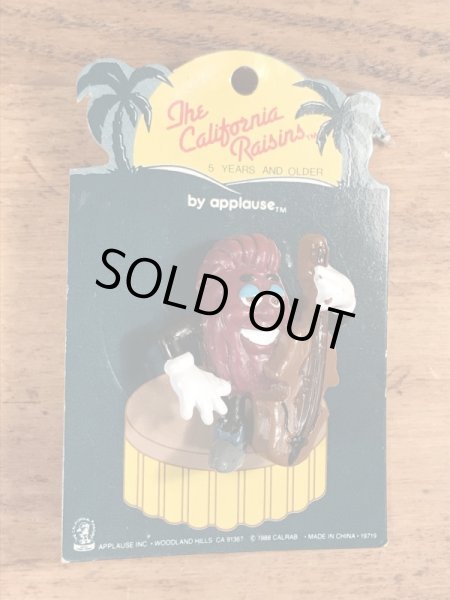 カリフォルニアレーズンのPVCフィギュアのビンテージピンバッジ