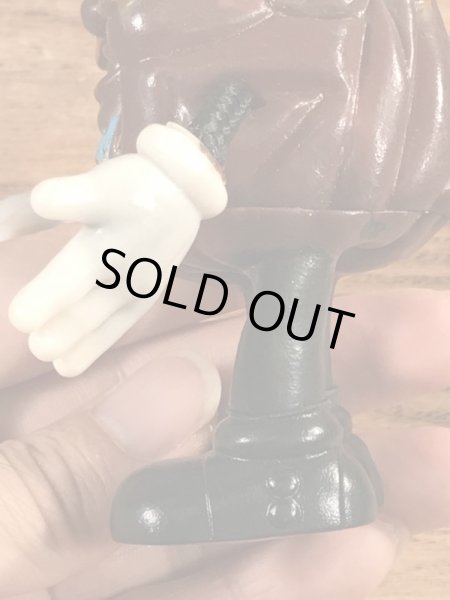 カリフォルニアレーズンに似たビニール製のビンテージドール