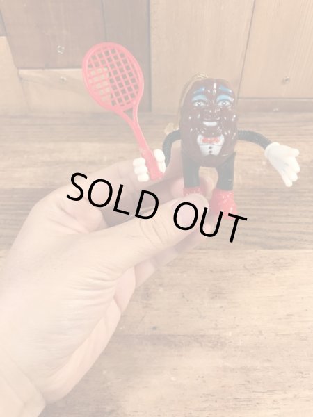 カリフォルニアレーズンに似たベンダブルのビンテージオーナメントドール