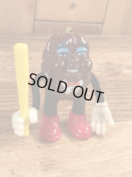 カリフォルニアレーズンに似たベンダブルのビンテージオーナメントドール