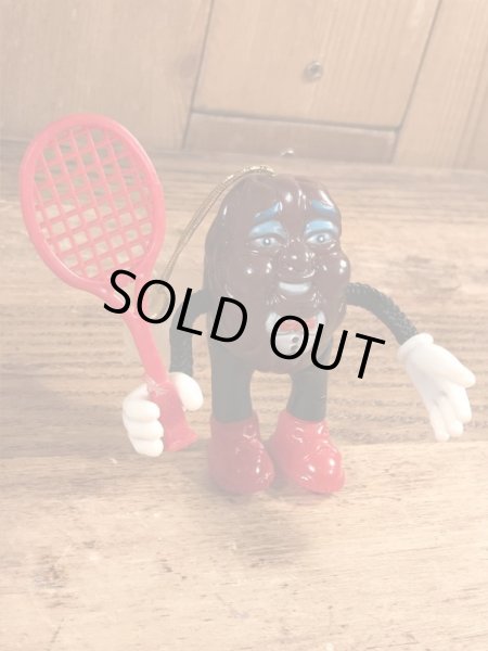 カリフォルニアレーズンに似たベンダブルのビンテージオーナメントドール