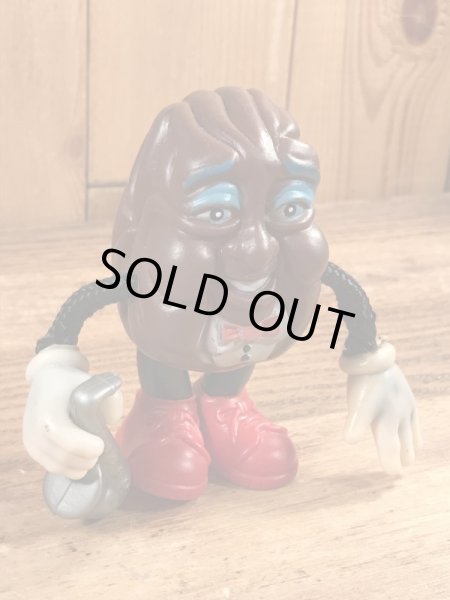 カリフォルニアレーズンに似たビニール製のビンテージドール