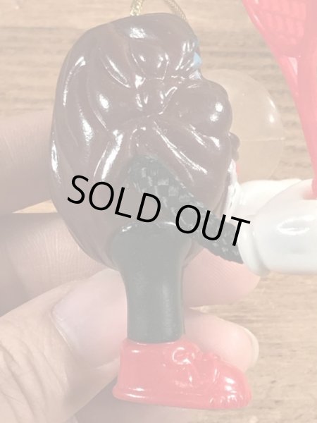 カリフォルニアレーズンズに似たくねくねのヴィンテージオーナメントフィギュア