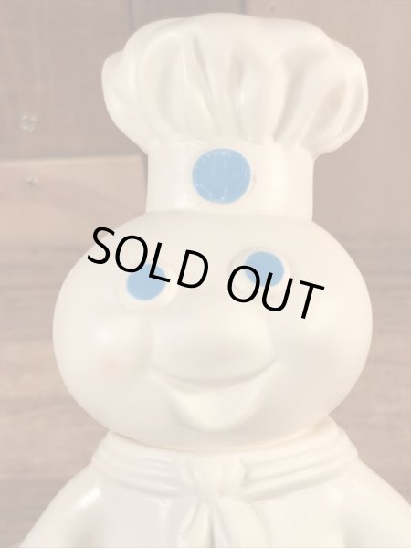 ドゥーボーイの台付きのヴィンテージビニールドール