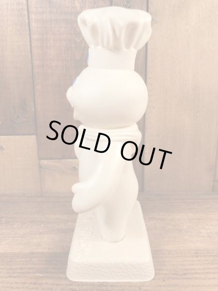 ドゥーボーイの台付きのヴィンテージビニールドール