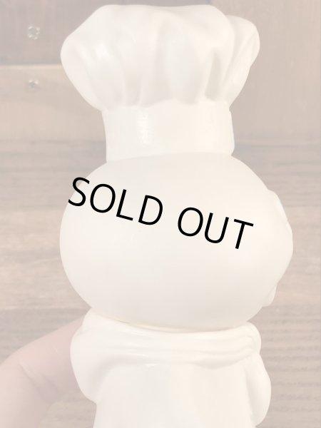 ドゥーボーイの台付きのヴィンテージビニールドール