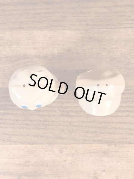 企業キャラクターのドゥーボーイのビンテージ塩コショウ入れ