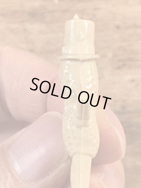 アドバタイジングキャラクターのミスターピーナッツのビンテージミニフィギュア