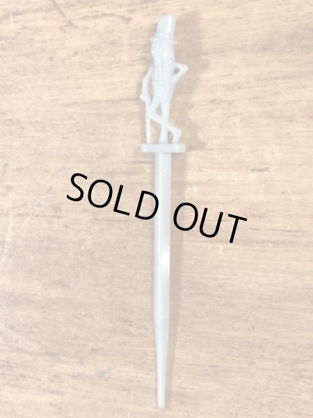 企業キャラクターのミスターピーナッツのヴィンテージカクテルスティック