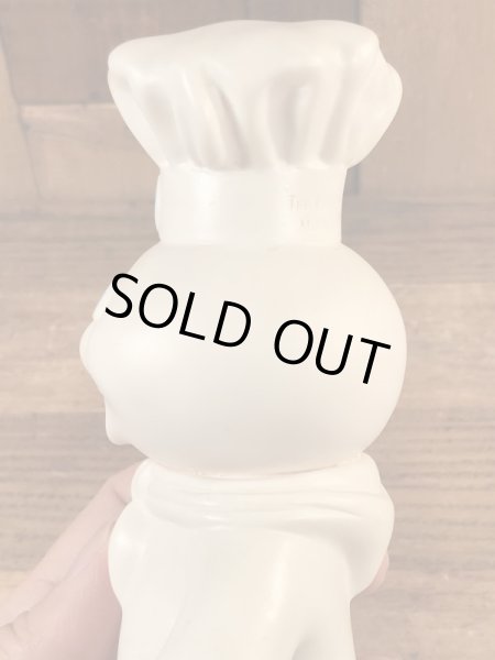 ドゥーボーイの台付きのヴィンテージビニールドール