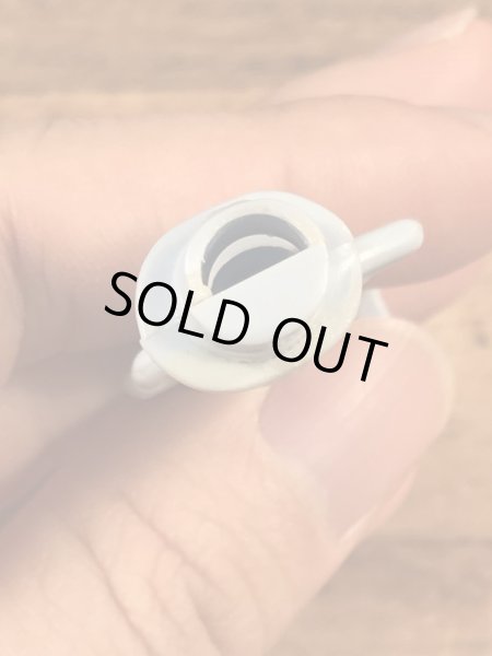 アドバタイジングキャラクターのミスターピーナッツのビンテージホイッスル