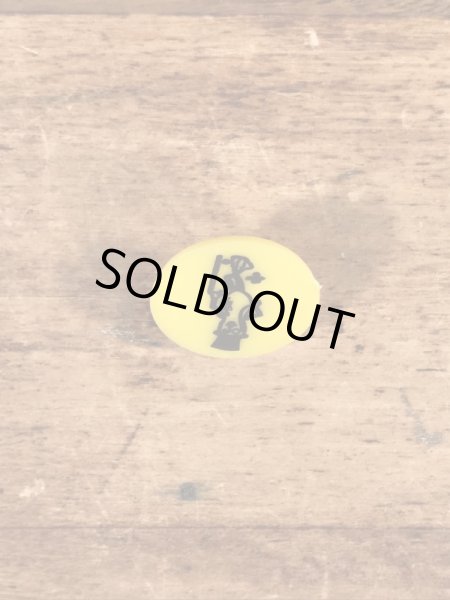 アドバタイジングキャラクターのミスターピーナッツのヴィンテージプラスチックピン