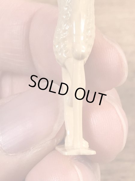 企業キャラクターのミスターピーナッツのヴィンテージミニフィギュア