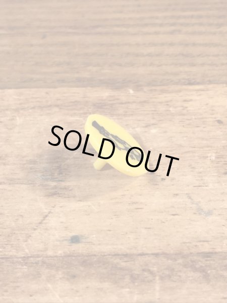 企業キャラクターのミスターピーナッツのビンテージプラスチックピン