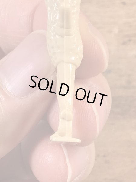 企業キャラクターのミスターピーナッツのヴィンテージミニフィギュア