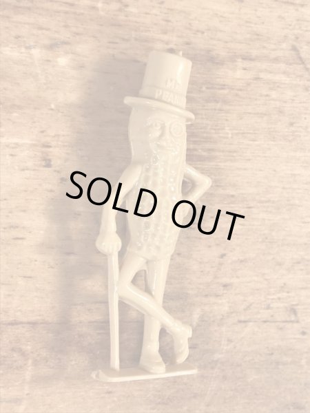 アドバタイジングキャラクターのミスターピーナッツのビンテージミニフィギュア