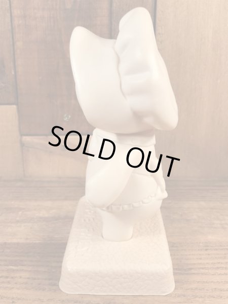 ドゥーボーイの女の子のヴィンテージビニールドール