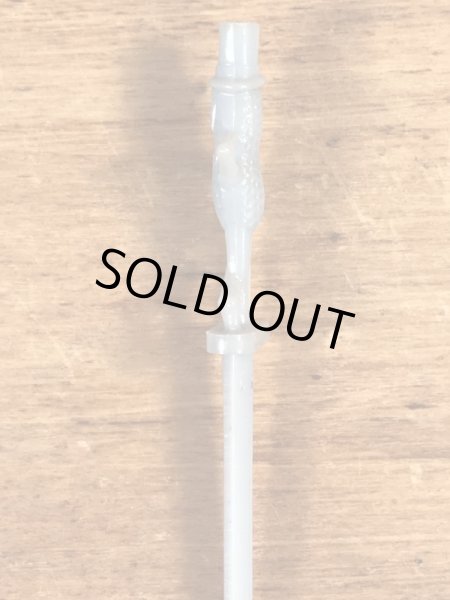 アドバタイジングキャラクターのミスターピーナッツのビンテージフルーツピック