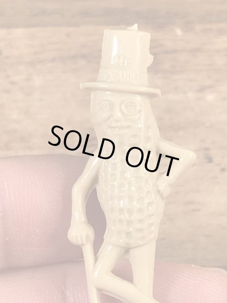 アドバタイジングキャラクターのミスターピーナッツのビンテージミニフィギュア