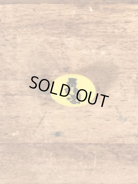 企業キャラクターのミスターピーナッツのビンテージプラスチックピン